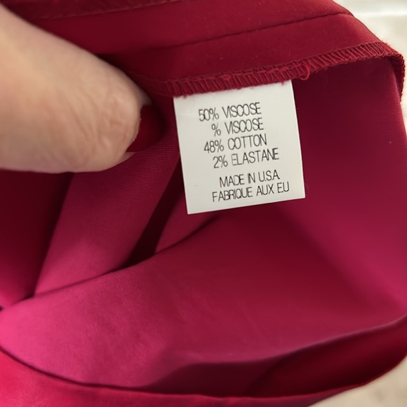 Theory red dress: sleeveless, shiny elegant fabric, with stitching detail - Picture 4 of 6